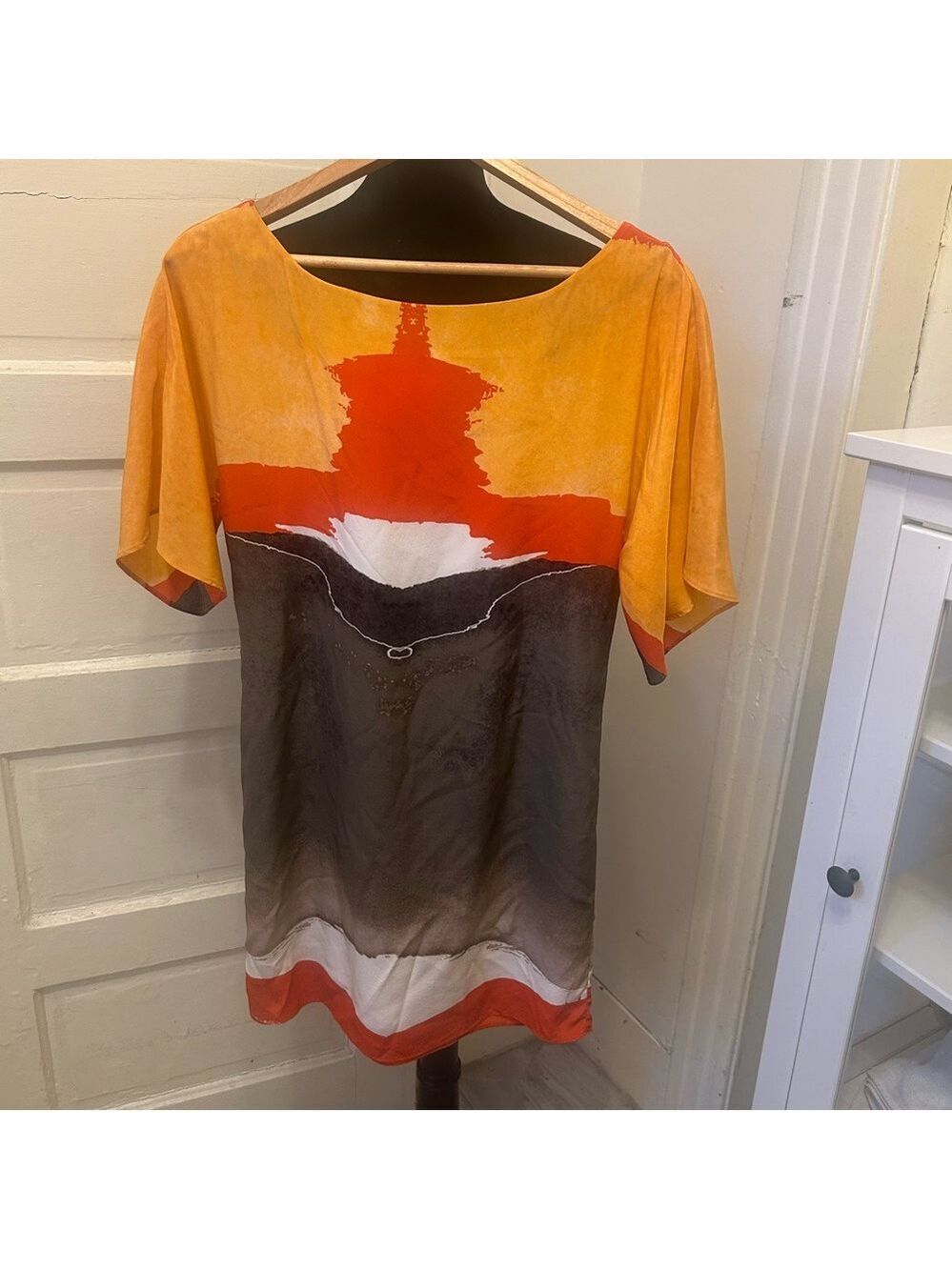 Alice + Olivia Silk Kimono Style Art To Wear Print Mini Dress